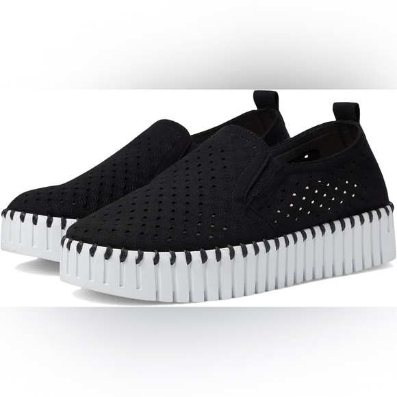 ILSE JACOBSEN TULIP SLIP-ON Black Leather | Mercari NWOT Ilse Jacobsen Tulip 141 Black Perforated Slip-On Flat sneaker breathable 39